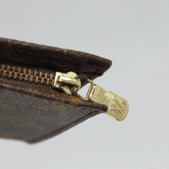 LOUIS VUITTON Monogram Bucket GM Accessory Pouch - Picture 9 of 16